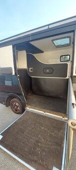 Prepravník koní Renault ATM 5-místný - 9