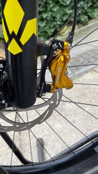 Predám elektrobicykel celoodpružený - 9