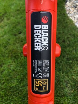 Strunova kosacka Black&Decker Hl - 9