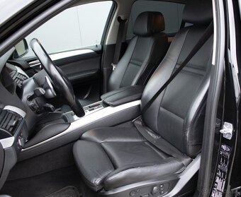 BMW X6 xDrive 30d 245k - 9