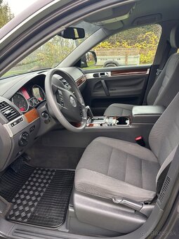 VW Touareg V6 3.0TDI - 9