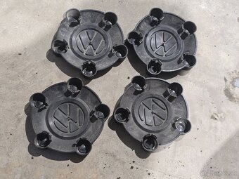 Puklice Volkswagen Caddy - 9