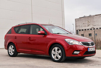 Kia ceed sw 1.6crdi 85kw gold - 9