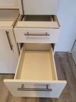 Kuchynská linka Ikea Knoxhult - 9