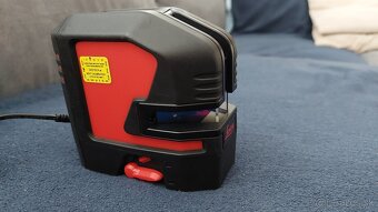 Krížový laser LEICA - 9