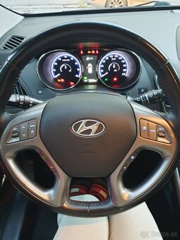 Hyundai ix35 SUV - 9