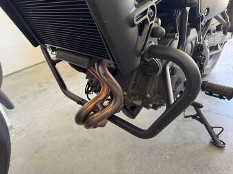 Kawasaki Eliminator 500 SE - 9