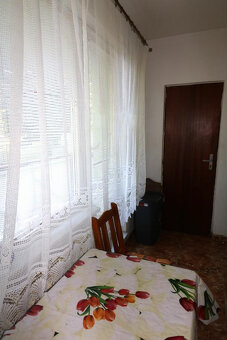 PREDAJ 3 - IZBOVÝ BYT S LOGGIOU A BALKÓNOM VLČINCE - 9