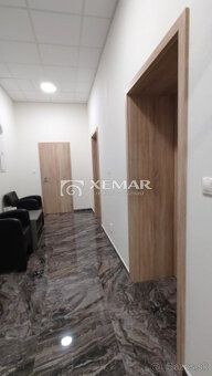 Na prenájom administratívne priestory, 65 m², Banská Byst... - 9