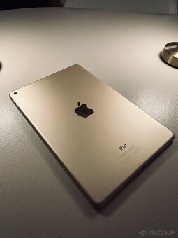 iPad Air 2 zlatý 128GB - 9