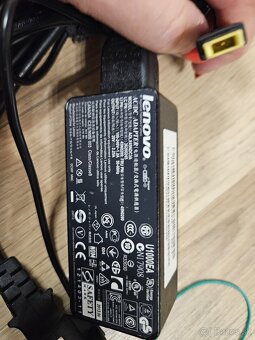 Nabíjačka na notebook - 9