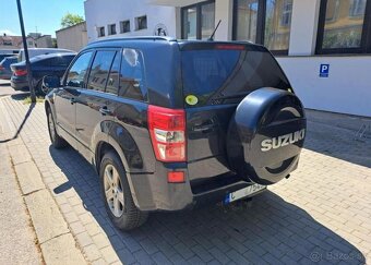 Suzuki Grand Vitara 1,9 DDiS AWD nafta manuál 95 kw - 9
