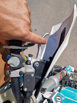 Predám ktm exc300tpi dec 2023 - 9