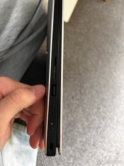 Dell XPS 9550 - NA DIELY - 9