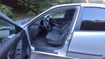 Seat Toledo II - 1,6, 77 kw, benzín, r. v. 2003 - 9