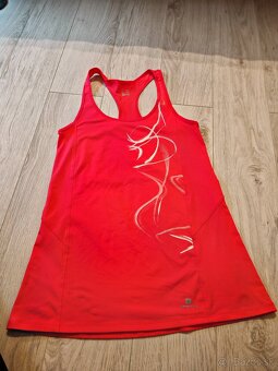 Balík oblečenia veľkosť M/L darujem/osobne v Žiline - 9