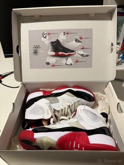 Air Jordan Two Trey - 9