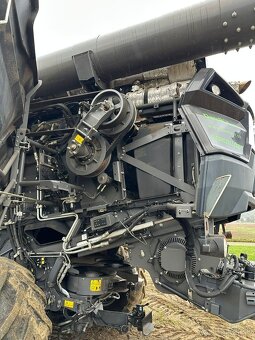 Kombajn Massey Ferguson Ideal 8.T - 9