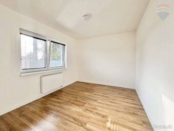 REZERVÁCIA Predaj rodinného domu, 3 izby, Tomášikovo, novos - 9