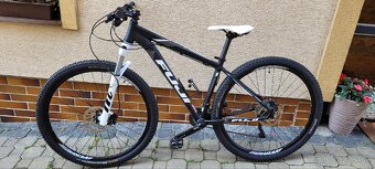 Horský bicykel FUJI TAHOE LE,kolesá 29,rám 17"/43cm,2x10 - 9