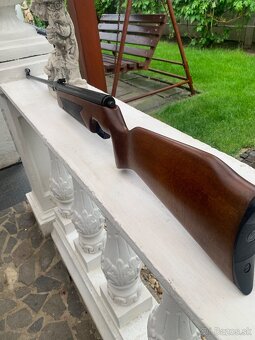 Slávia - 9