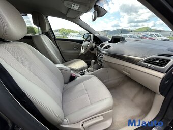 Renault Fluence 1.6i Možná výmena/leasing - 9