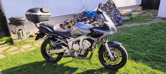 Yamaha fazer - 9