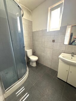 Na predaj tehlový dom v Bánove po čiastočnej rekonštrukcii - 9
