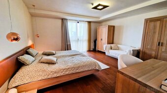 EXKLUZÍVNE Predaj 3 izbový luxusne zariadený veľkorysý apar - 9