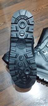 Gore-Tex kanady 42,5/275 - 9