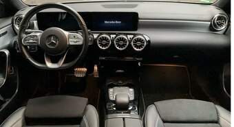 Mercedes benz A 250e - 9