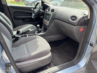 Ford Focus 1.6 Zetec SE Trend - 9