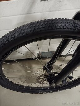 Kellys Viper 30, kolesá 26", rám "M" - 9