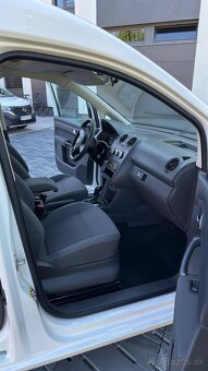 Volkswagen Caddy 1.6 TDI 75kW Automat • 2011 - 9