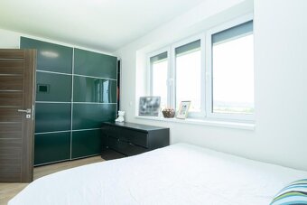 Exkluzívny moderný 2-i.byt s parkovaním v Skalici - 9