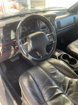 Jeep Grand Cherokee 5.9 V8 Limited - 9