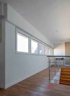 2 izbový byt priame centrum Topoľčany / PRENAJOM - 9