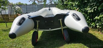 Predám čln Kolibri D360 - 9