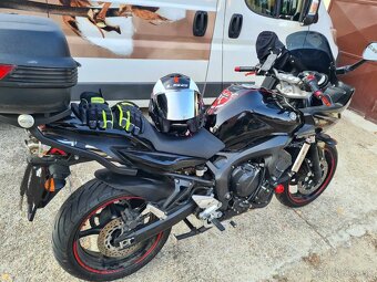 Yamaha Fazer FZ6 - 9