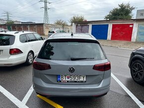 Volkswagen Passat Variant 2.0 2022 - 9