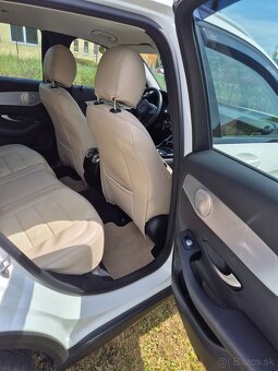 Mercedes Benz GLC 350d 4MATIC AT - 9
