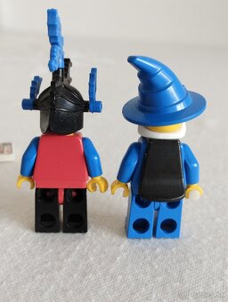 LEGO Castle 6048 Majisto's Magical Workshop - 9