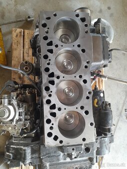 Komatsu wb 97s2 r5 wb93r5 - 9