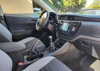 Toyota Auris KAMERA-NAVI-XENONY - 9