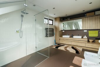 Elegantný 4izb. RD s garážou a terasou – Poproč, Košice - 9