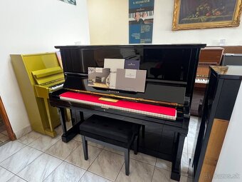 C-Bechstein mod. 8 v záruce. Doprava je možná - 9