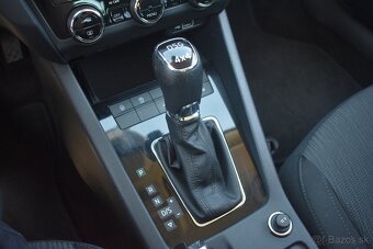 Škoda Octavia Combi 2.0 TDI Style DSG 4x4 - 9