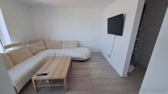 Prenajmem 4izbový byt v novostavbe Panoráme - 9