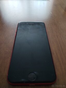 Predám iPhone SE (2020) 64 Gb Product Red vo funkčnom stave - 9