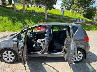 Opel Meriva - 9
